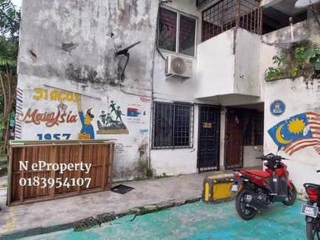 Flat for sale in Petaling, Subang Jaya