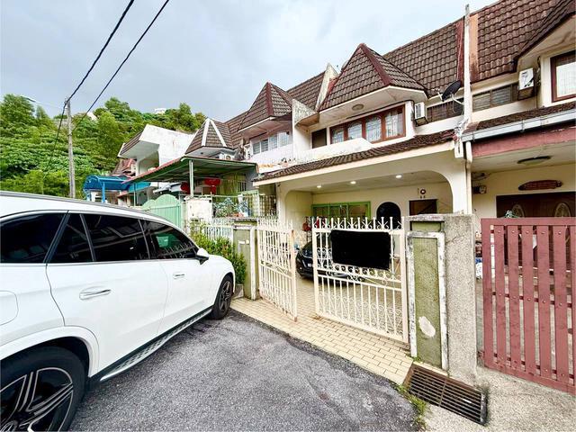 Terraced House for sale in Langat, Selangor