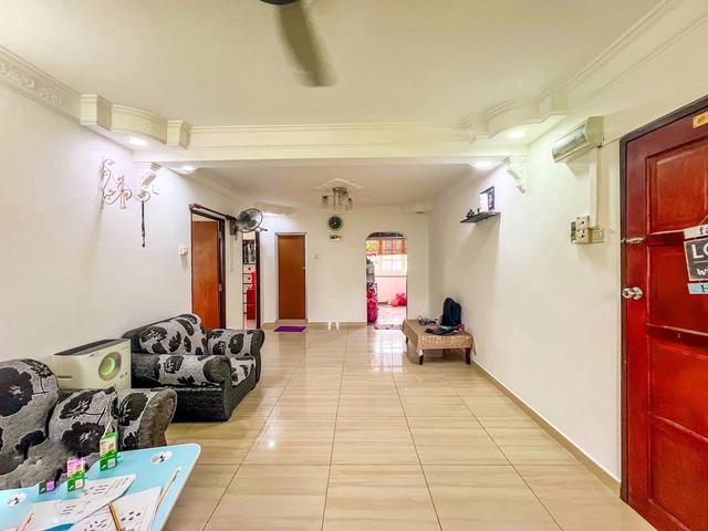 Flat for sale in Kajang, Langat