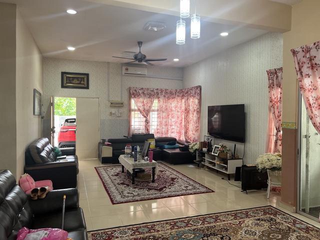 Residential House for sale in Malaka