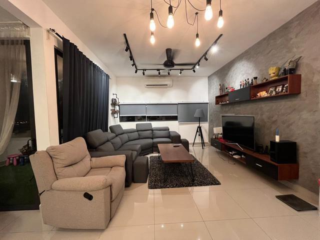 Condominium for sale in Petaling, Alam Impian