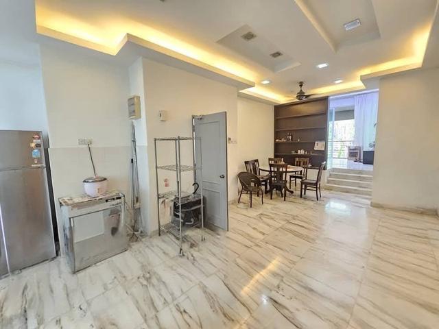 Townhouse for sale in Petaling, Subang Jaya