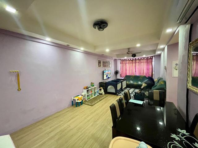 Apartment for sale in Petaling, Damansara Damai