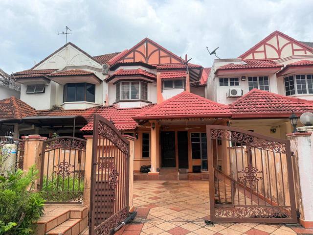 Residential House for sale in Petaling, Subang Jaya