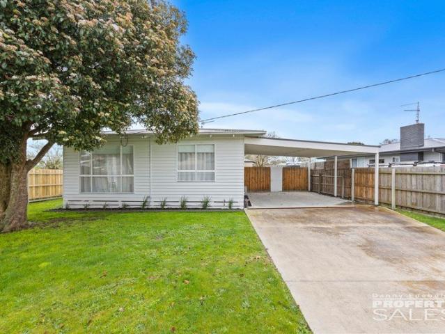 House for sale in Coalville, Victoria