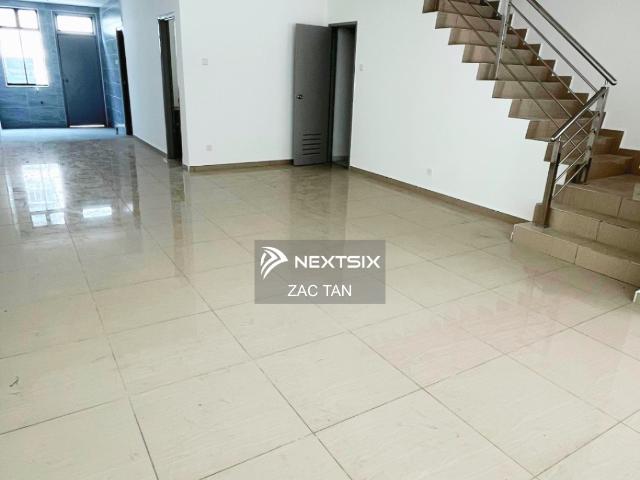 Warehouse for sale in Johor