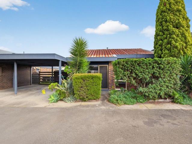 Apartment for sale in Sale, Victoria