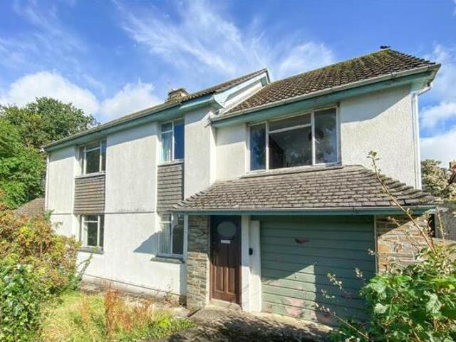 House for sale in Helston, Cornwall
