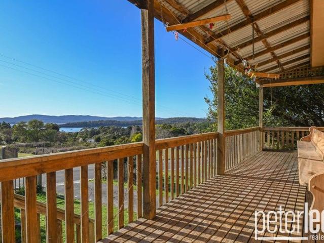 House for sale in Beauty Point, Tasmania