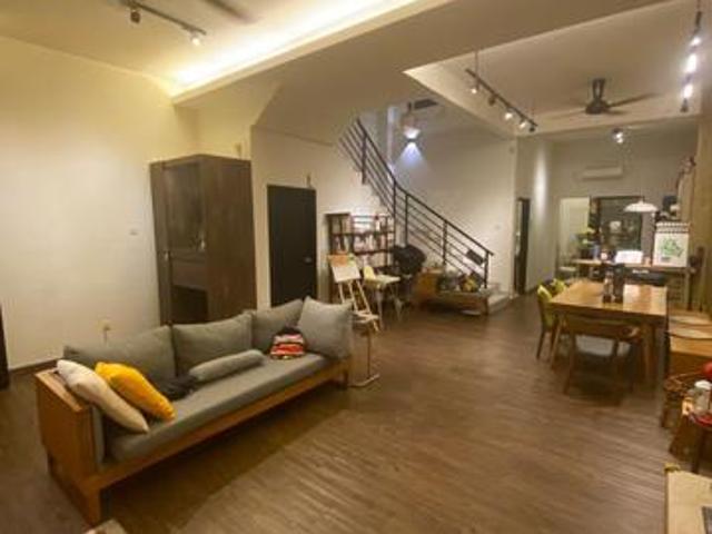 Terraced House for sale in Ulu Tiram, Johor