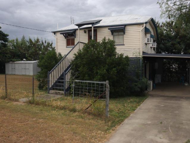 House for sale in Collinsville