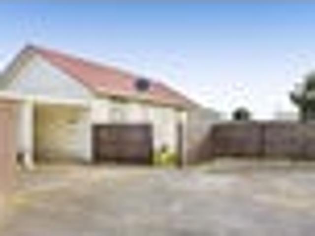 Townhouse for sale in Taranaki