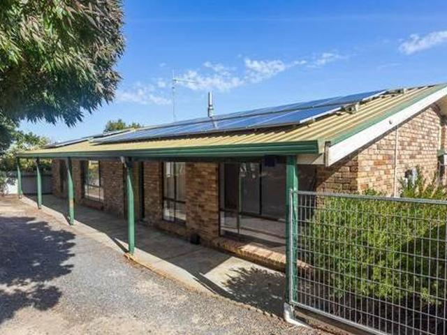 House for sale in Victor Harbor, South Australia