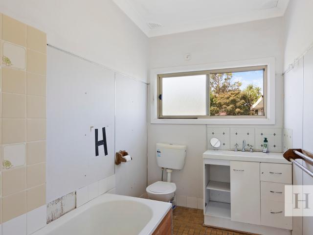 House for sale in Halekulani, New South Wales
