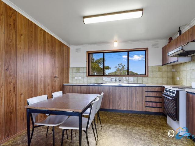 House for sale in Loch Sport, Victoria