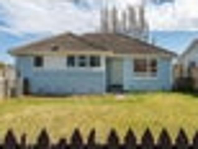 House for sale in Chaslands, Canterbury