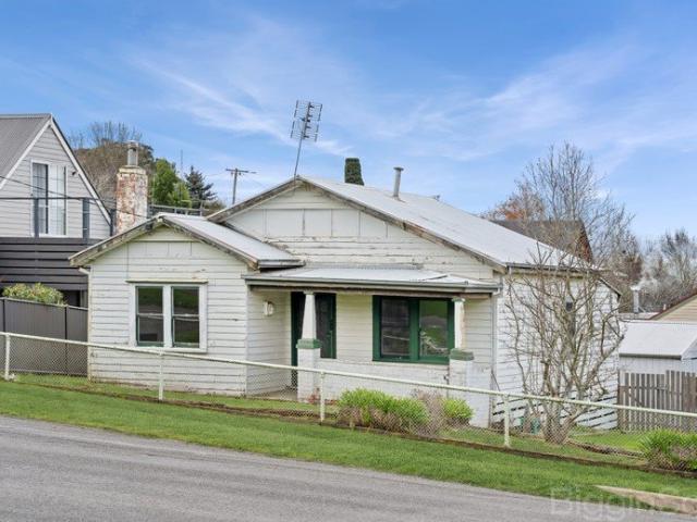 House for sale in Daylesford, Victoria