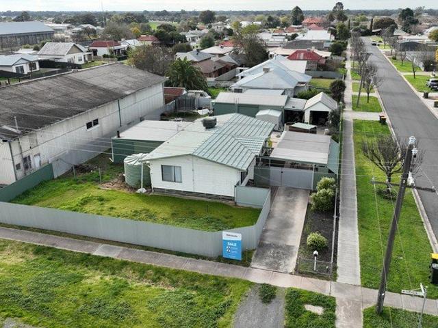 House for sale in Horsham, Victoria