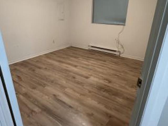 Apartment for rent in Sainte-dorothee, Quebec