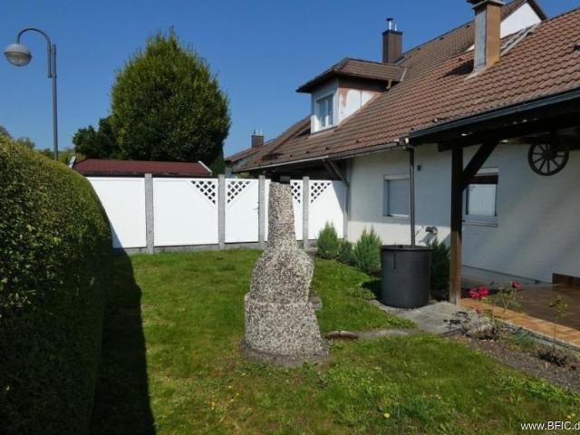 Villa kaufen in Eichenau, Bayern