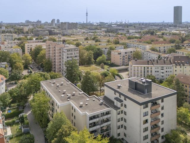 Wohnung kaufen in Moosach, München
