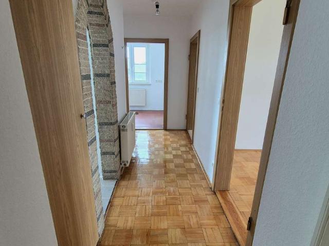 Wohnung kaufen in Gersdorf, Zwickau
