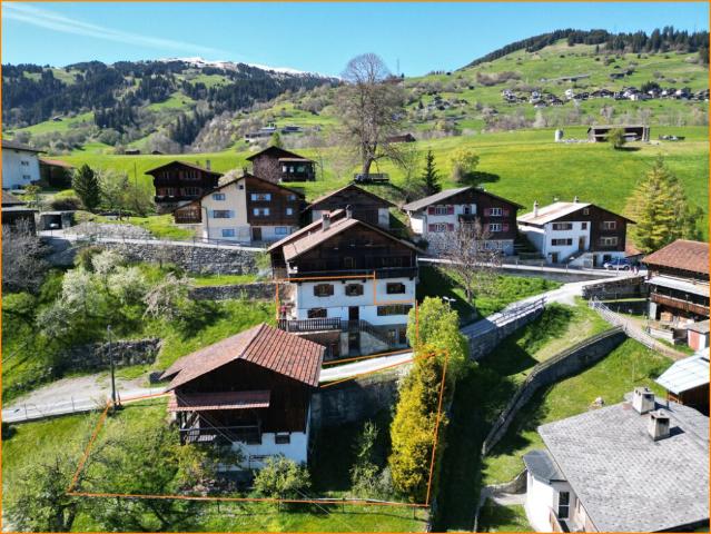 Wohnung kaufen in Waltensburg/Vuorz, Breil/Brigels
