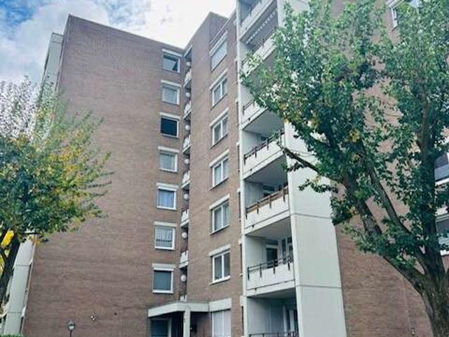 Wohnung kaufen in Holzheim, Neuss