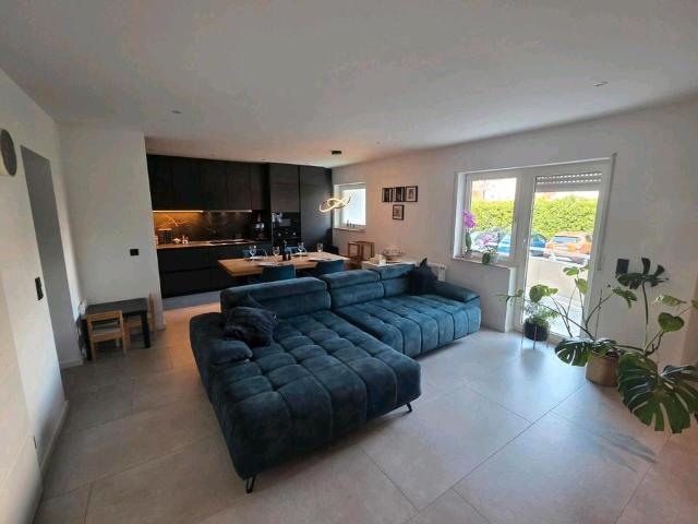 Wohnung kaufen in Groß-Zimmern, Hessen