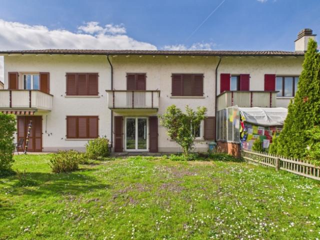Reihenfamilienhaus kaufen in Suhr, Aargau