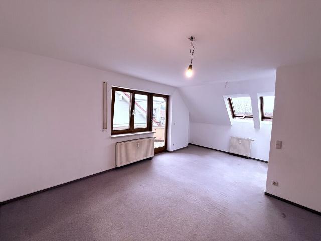 Dachgeschosswohnung kaufen in Obergimpern, Bad Rappenau
