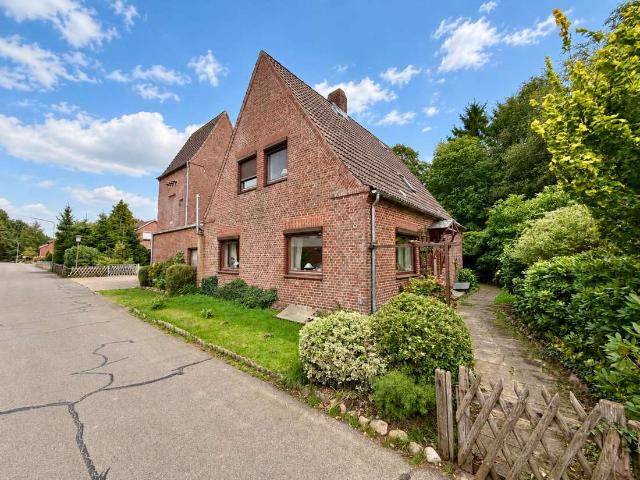 Haus kaufen in Süderhastedt, Kreis Dithmarschen