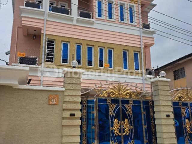 Apartment for rent in Surulere