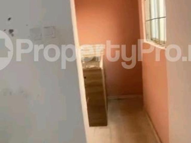 Flat for rent in Shomolu, Abuja
