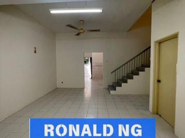 Terraced House for rent in Georgetown, Penang