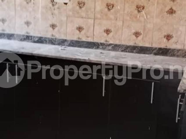 Bungalow for rent in Ojo