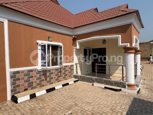 Bungalow for rent in Olorunda, Osun