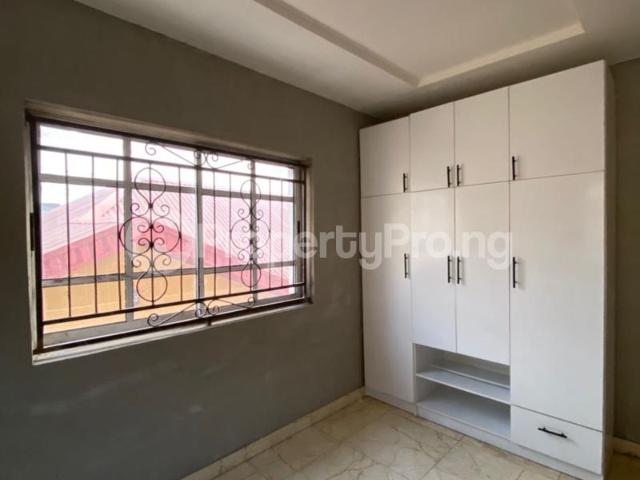 Bungalow for rent in Ojo