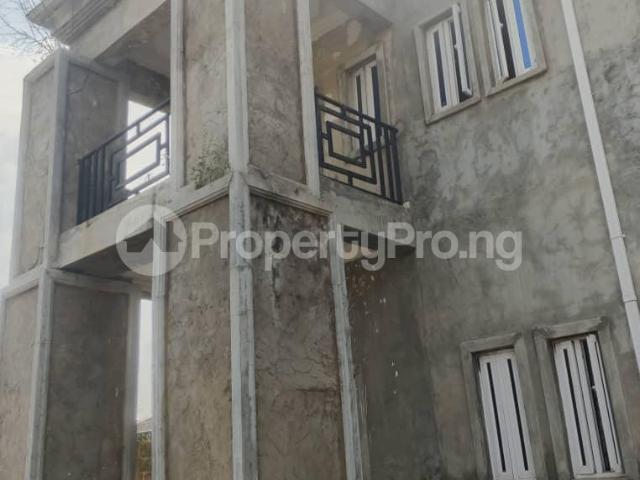 Duplex for rent in Ojo