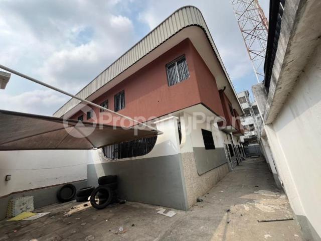 Duplex for rent in Ikeja , Abuja