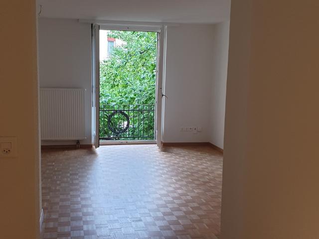 Apartment mieten in Einigen, Zürich