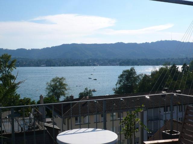 Apartment mieten in Einigen, Zürich