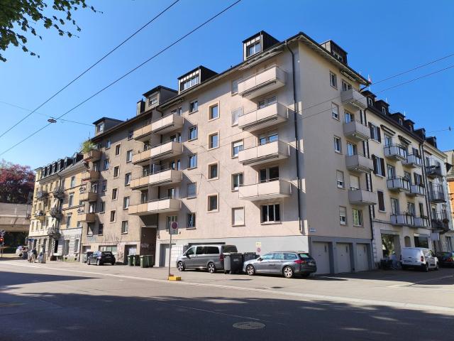 Apartment mieten in Einigen, Zürich
