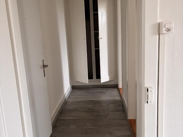 Apartment mieten in Einigen, Zürich