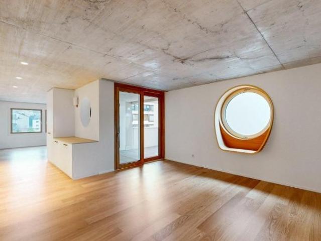 Apartment mieten in Einigen, Zürich
