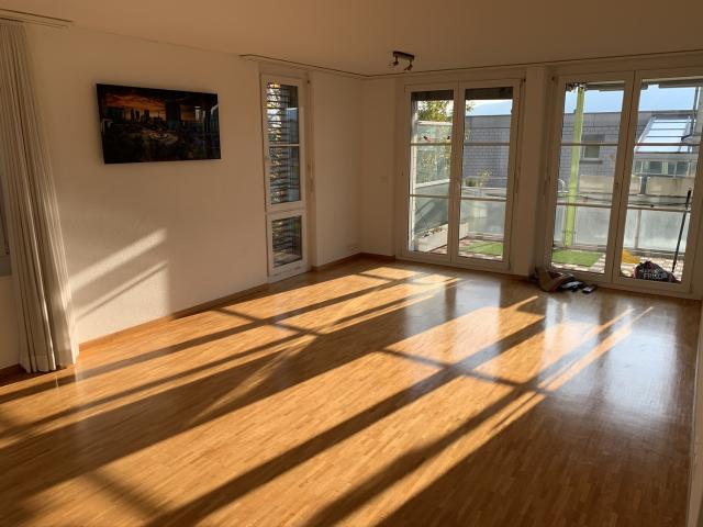 Apartment mieten in Einigen, Zürich