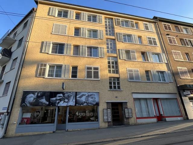 Apartment mieten in Einigen, Zürich