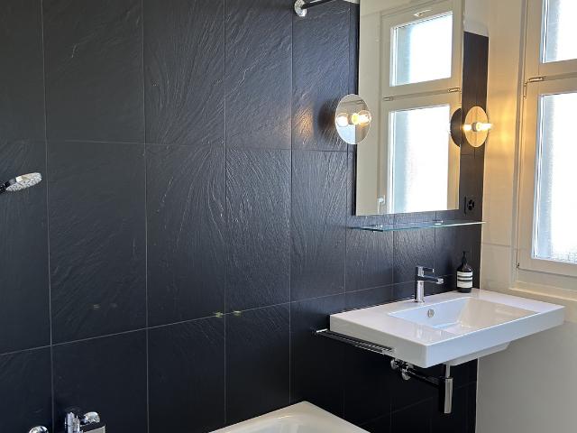 Apartment mieten in Einigen, Zürich