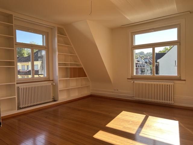 Apartment mieten in Einigen, Zürich