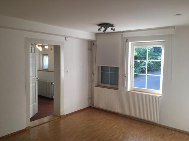 Apartment mieten in Einigen, Zürich